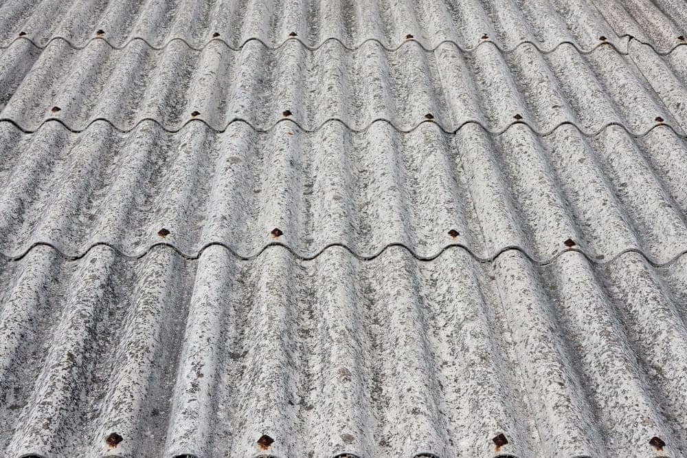 dach z azbestu